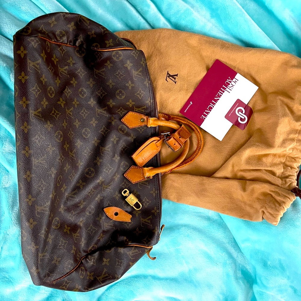 Authentic Louis Vuitton Speedy 40 #1.2V